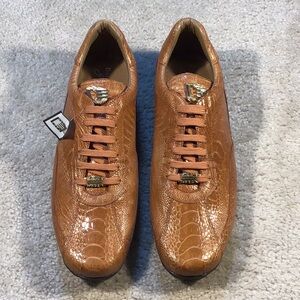 New David Eden ostrich skins